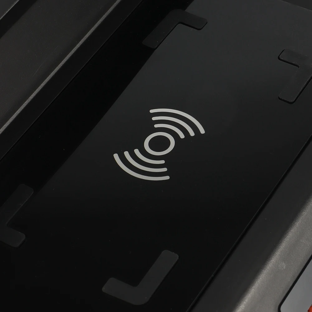 Автомобильное беспроводное зарядное устройство QI мощностью 15 Вт, быстрое зарядное устройство для телефона, чехол для зарядки, Держатель для зарядки для Toyota Corolla ALTIS 2019 2020 2021 Изображение 4