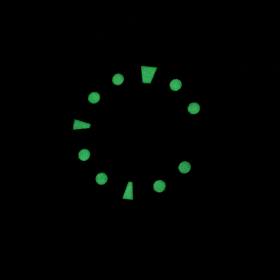 Без логотипа 28,5-миллиметровый циферблат часов заменен модифицированным циферблатом, который буквально соответствует мужским часовым аксессуарам NH35A калибра FB5-2 Изображение 1